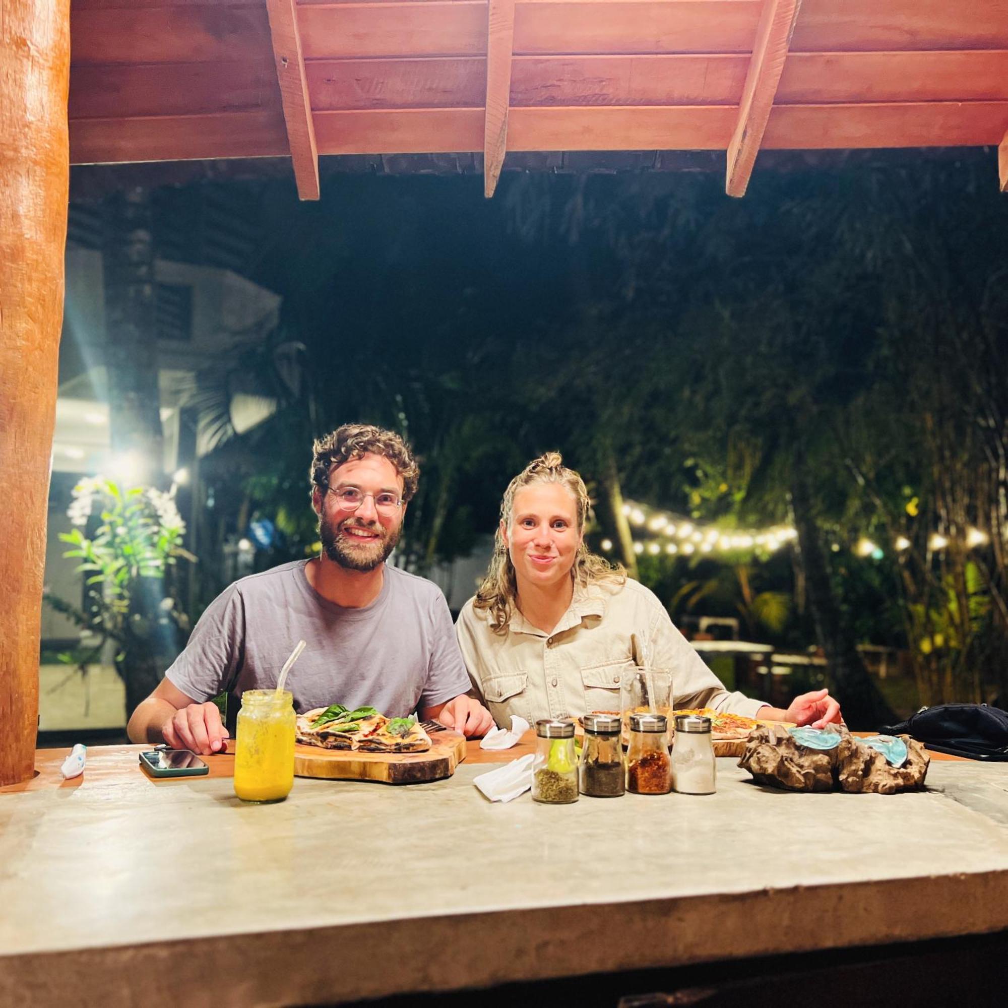 Hotel Pineapple Surf Ahangama Zewnętrze zdjęcie
