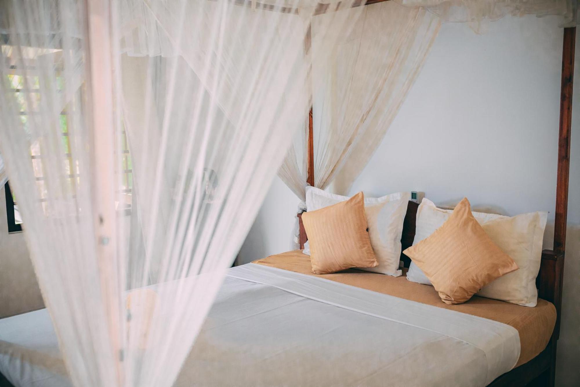 Hotel Pineapple Surf Ahangama Zewnętrze zdjęcie
