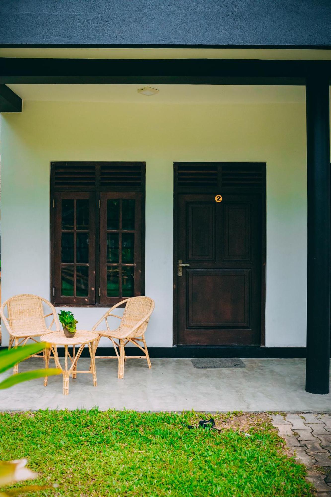 Hotel Pineapple Surf Ahangama Zewnętrze zdjęcie