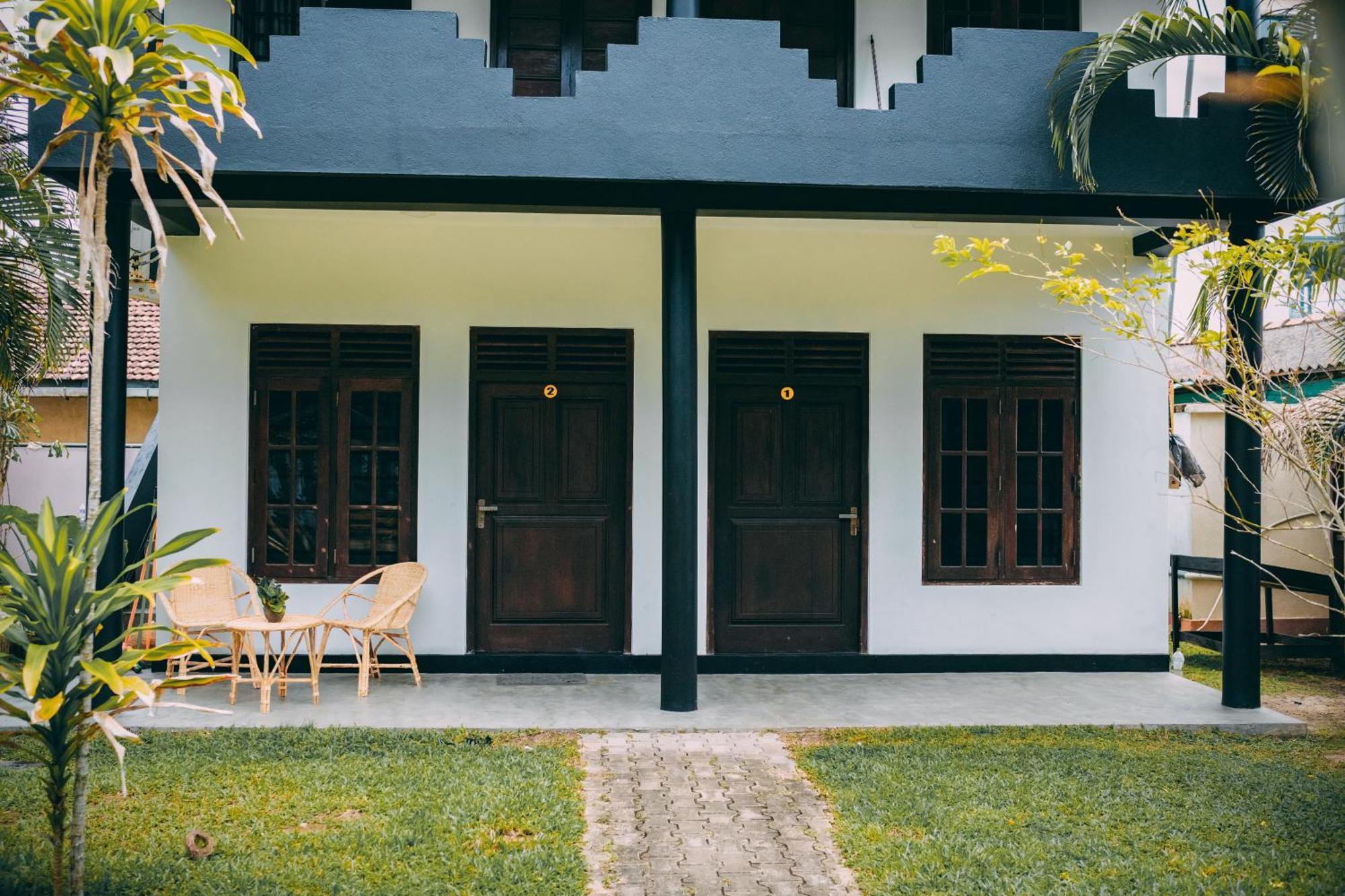 Hotel Pineapple Surf Ahangama Zewnętrze zdjęcie